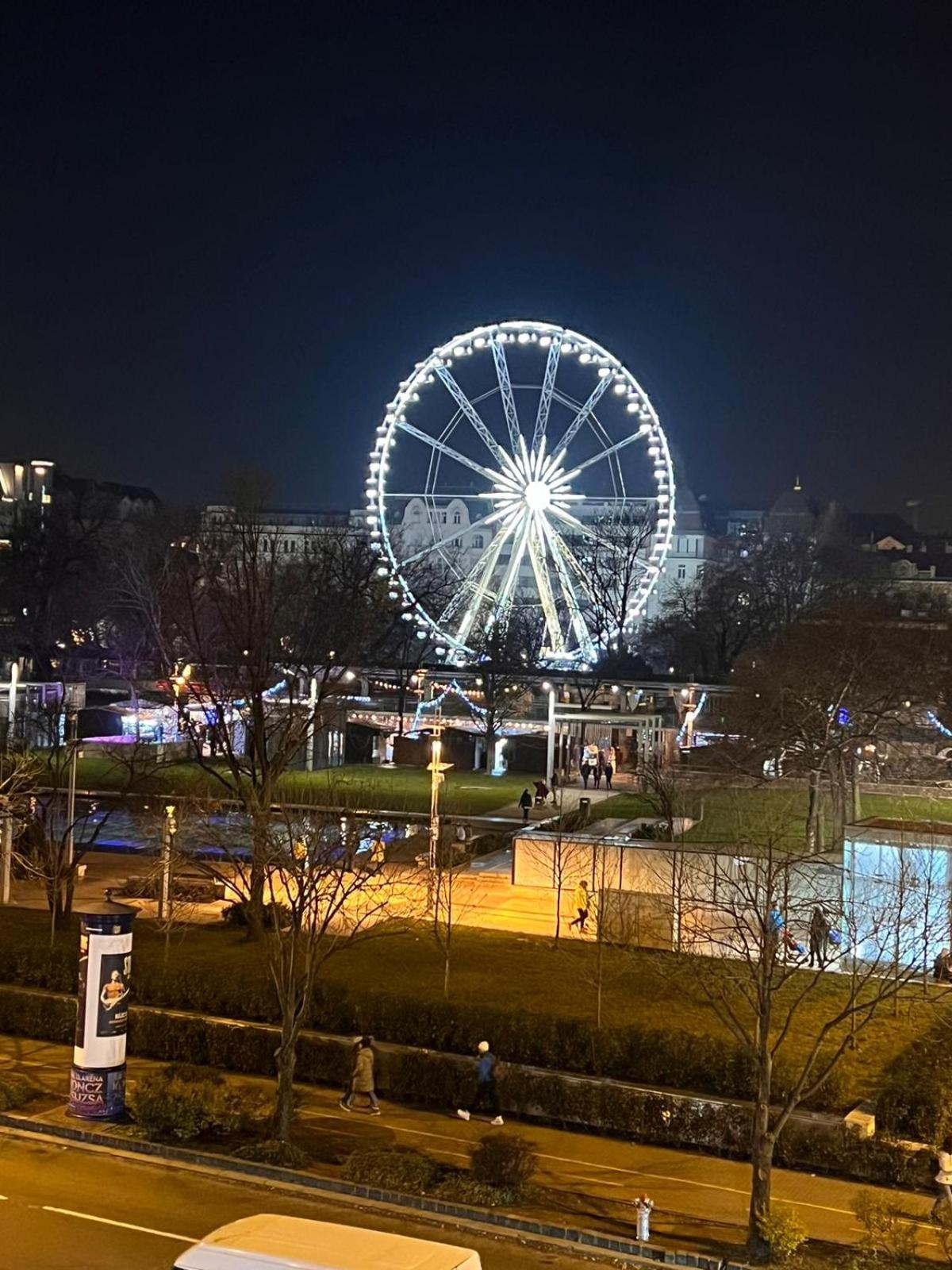 Big Wheel Panoramica Apartment Budapeşte Dış mekan fotoğraf